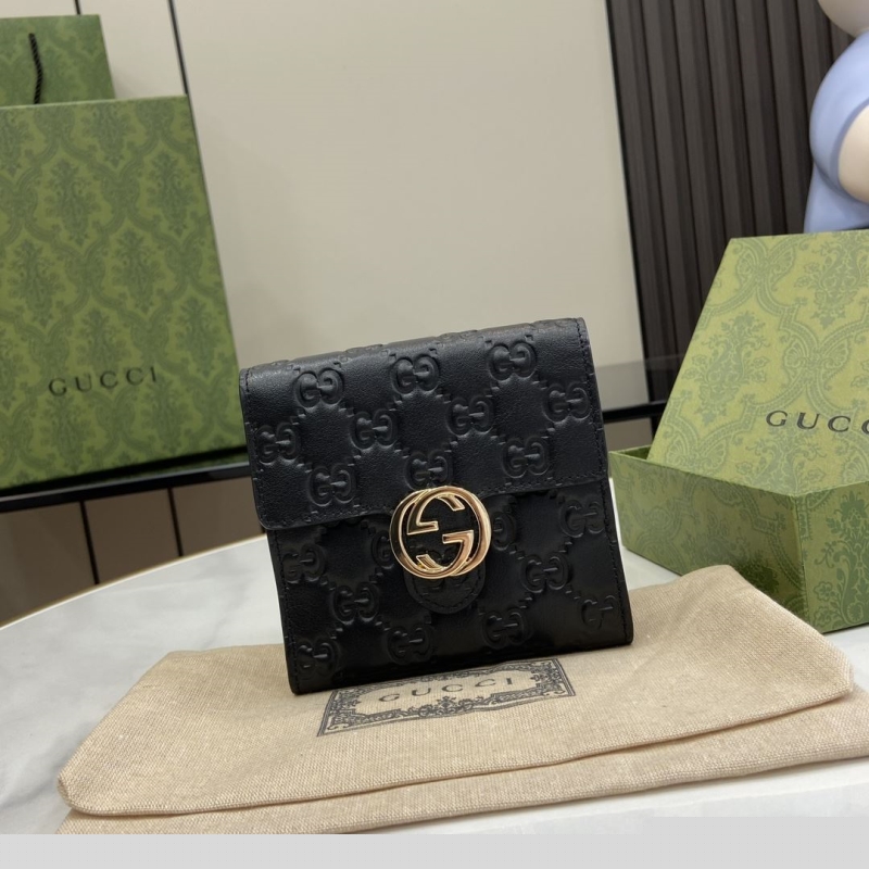 G*u*i wallets & purse